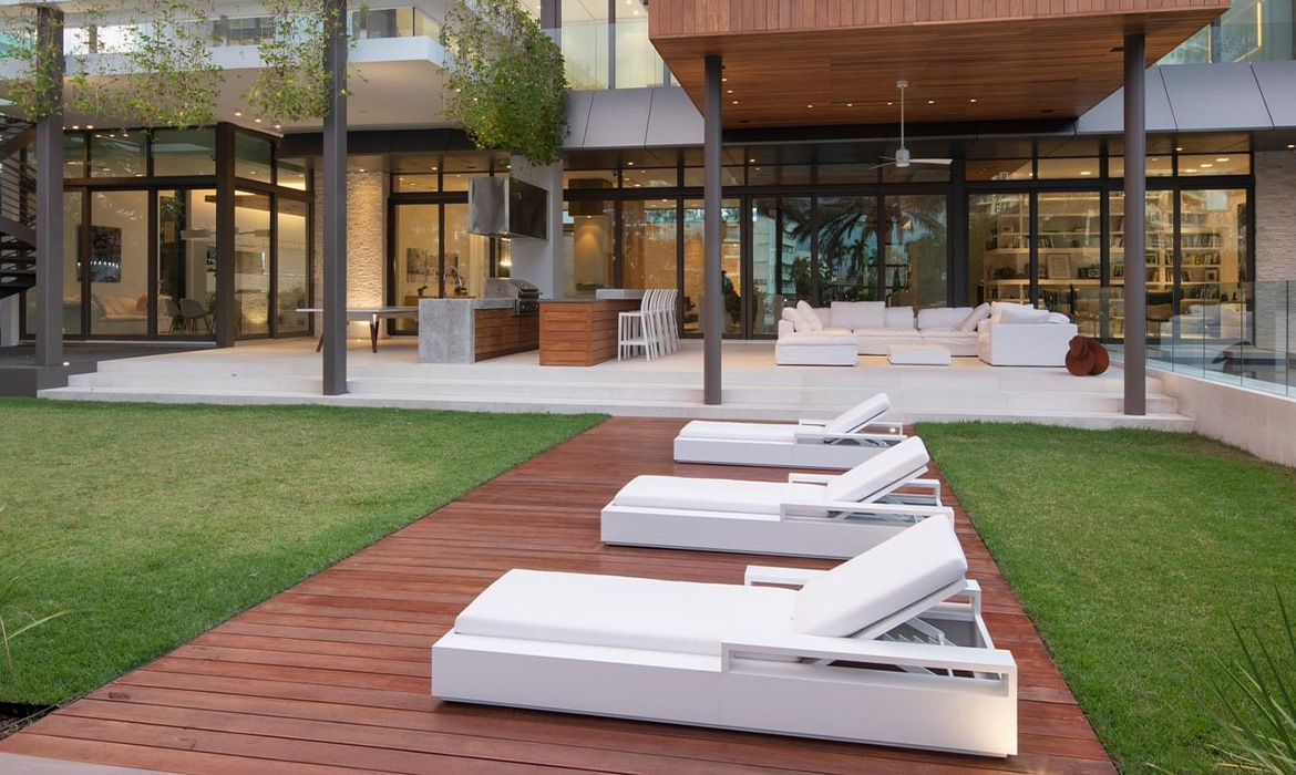 hardwood cumaru decking
